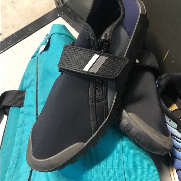 Prada scuba style shoes for men size 10.5. - Picture 4 of 8